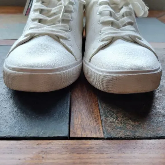 Tommy Hilfiger ‘Paskal2’ Women’s 10 Low Top Sneaker - Picture 4 of 8